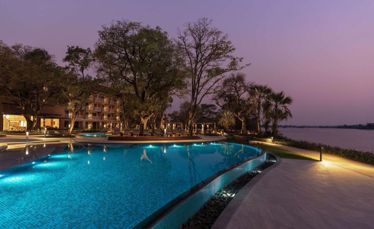Radisson Blu Mosi-Oa-Tunya Livingstone Resort Exterior photo